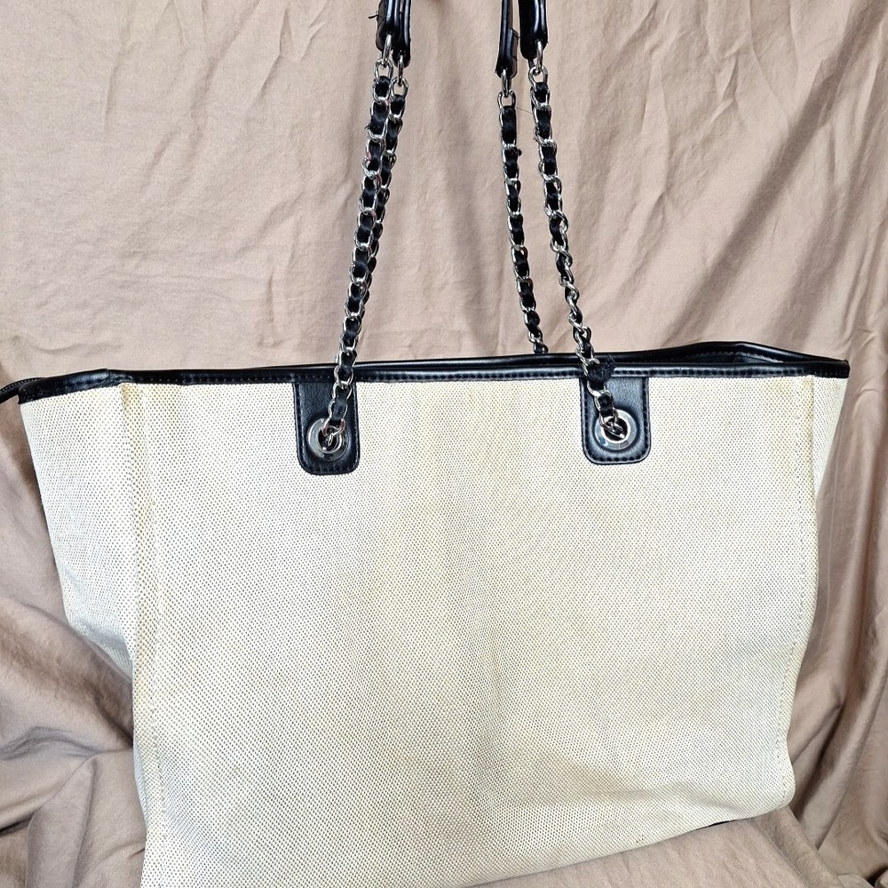 Vintage Guess Canvas Tote w Chain Handles 90s Retro Large Y2K Black Trim Metal - Picture 4 of 16